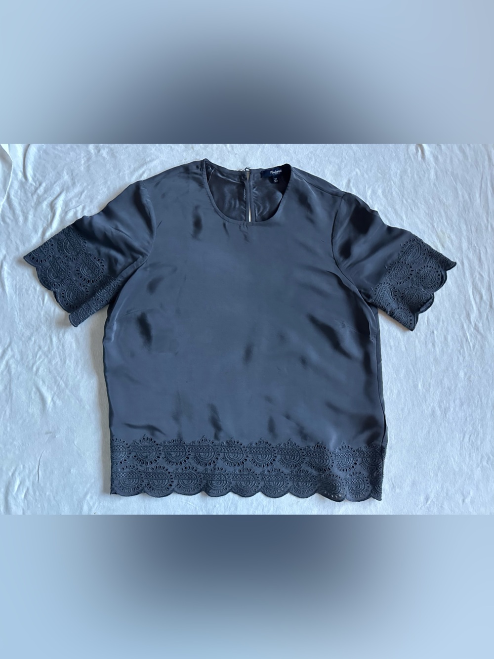 Madewell Gray Silk Top Scoop-Neck Shell eyelet blouse